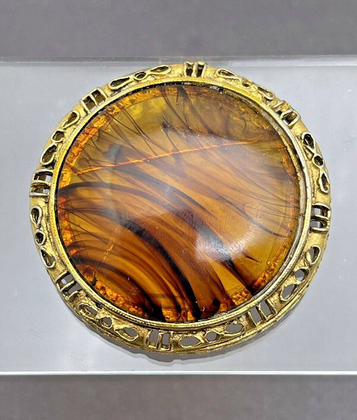 Vintage Gold Metal & Faux Lucite Tortoise Shell Round Pin Brooch