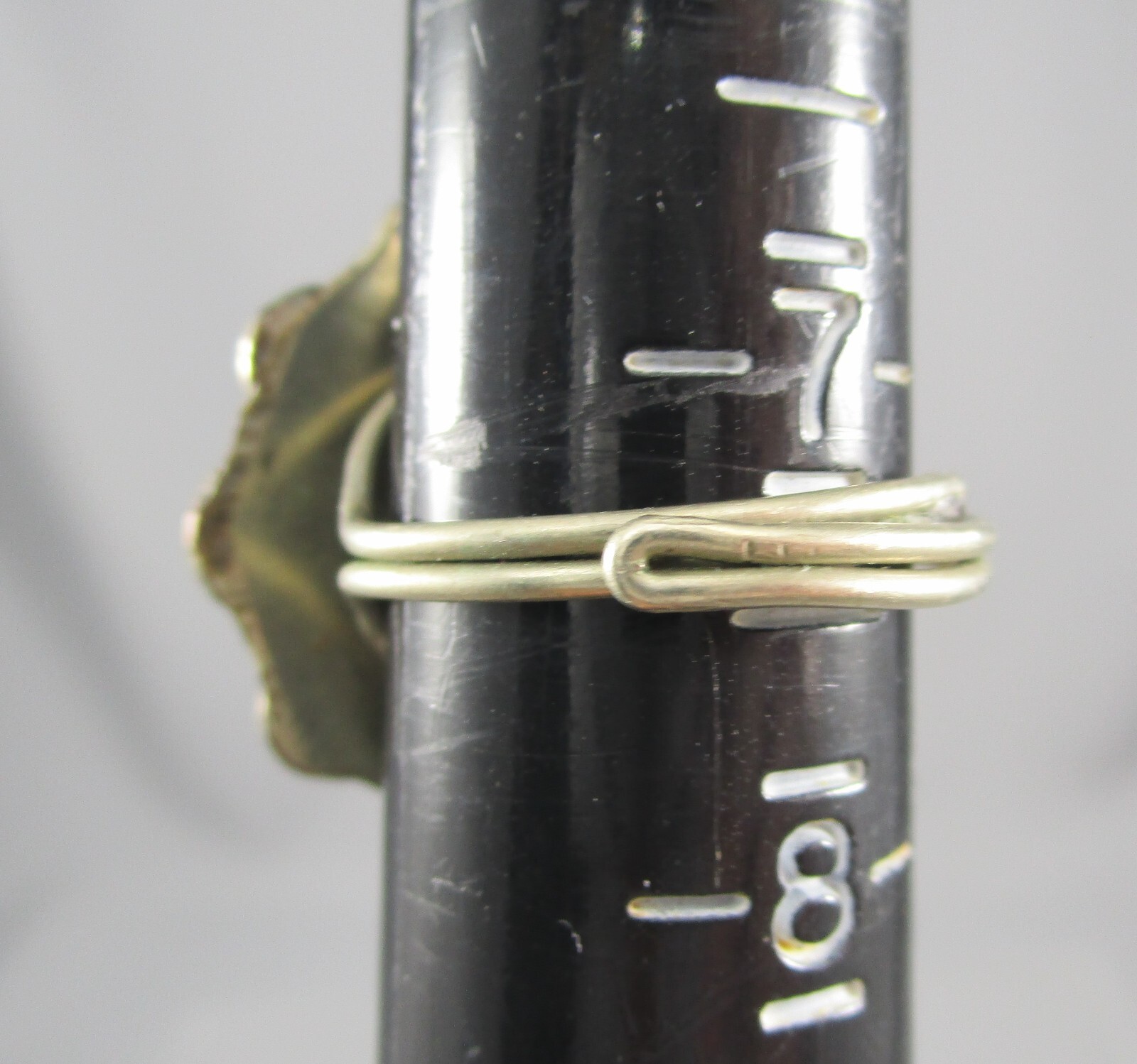 Vintage Silver Tone Untested Not Magnetic Metal NA Style Stone Adjust Ring 8189