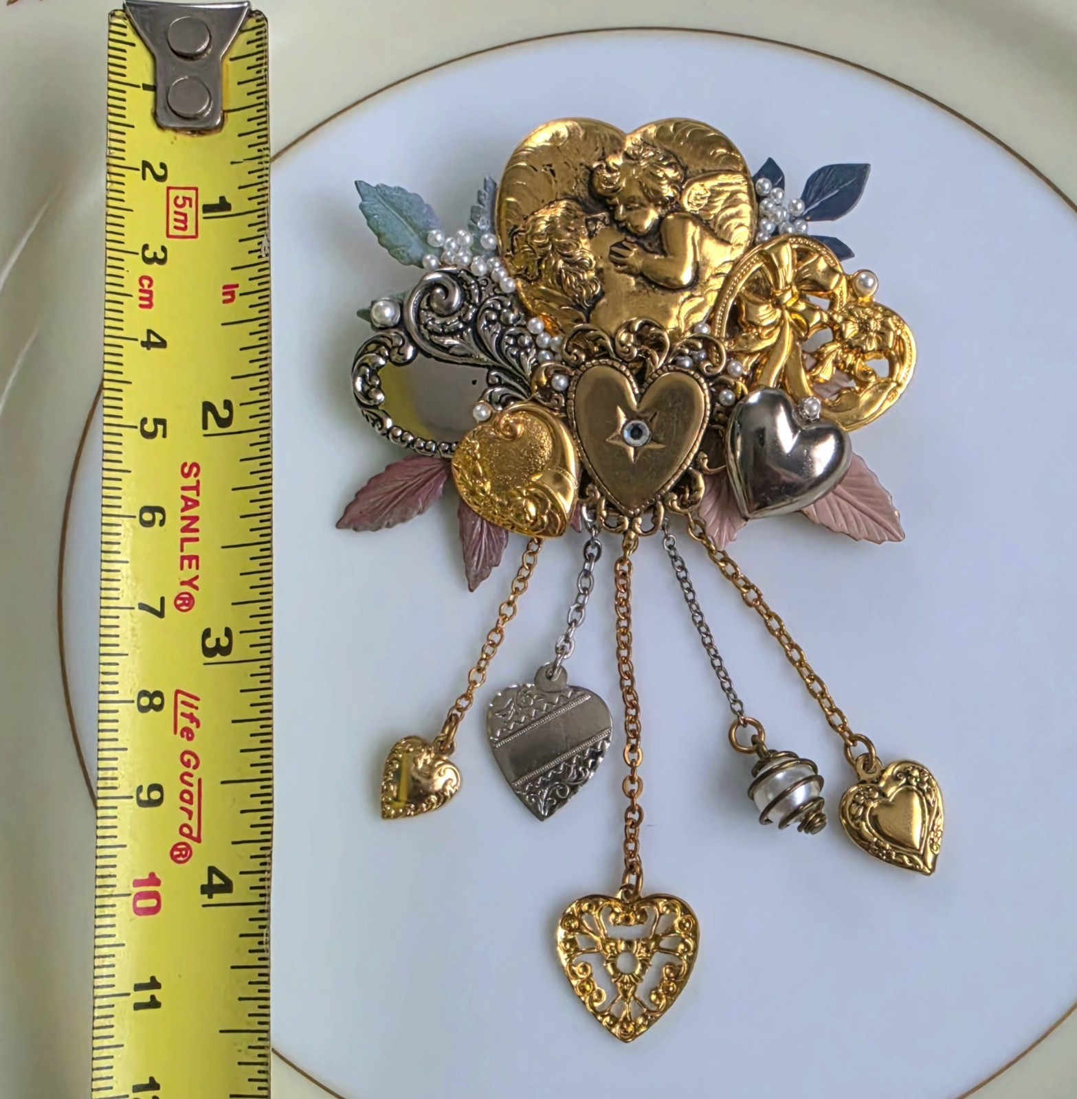 1980s Victorian Revival Vintage Fashion Dopamine Boho Cherub Angel Heart Brooch