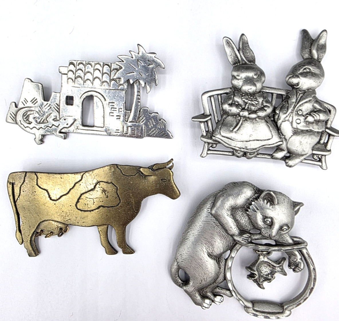 Set of 4 JJ Jonette Brooches Cat Catching Fish, Cow, Bunnies, Casa House – READ