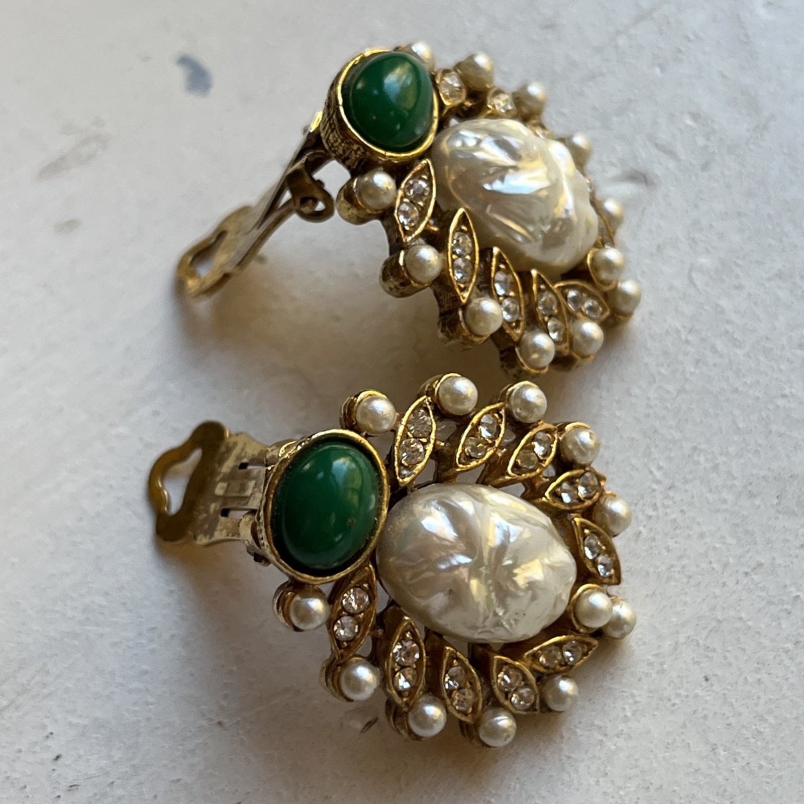 Vintage Faux Mabe & Many Pearls Green Glass Gripoix Cabochon Clip On Earrings