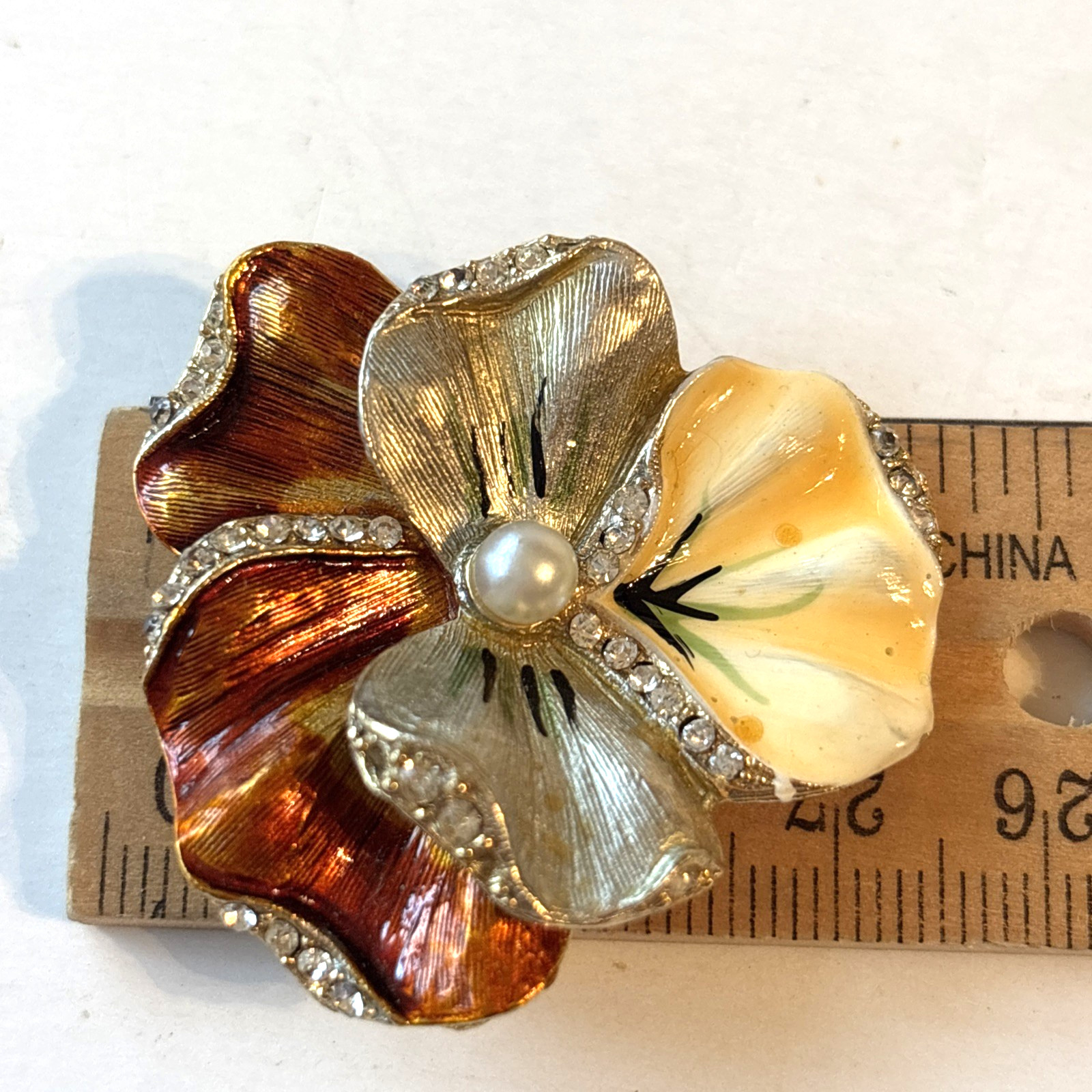 VTG Enamel Pansy Brooch Rhinestones Faux Pearl Spring Yellow Gold Tone Read