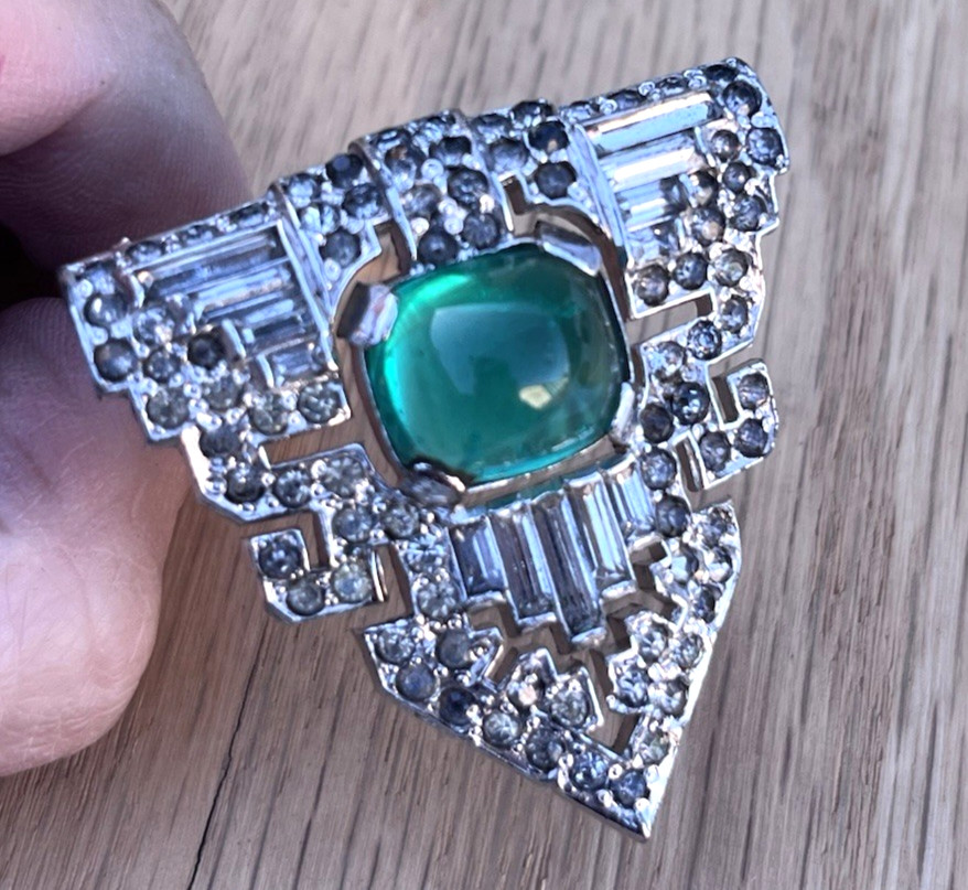 Antique 1933 Green Glass Art Deco Triangle Scarf Dress Clip Brooch Pin Set