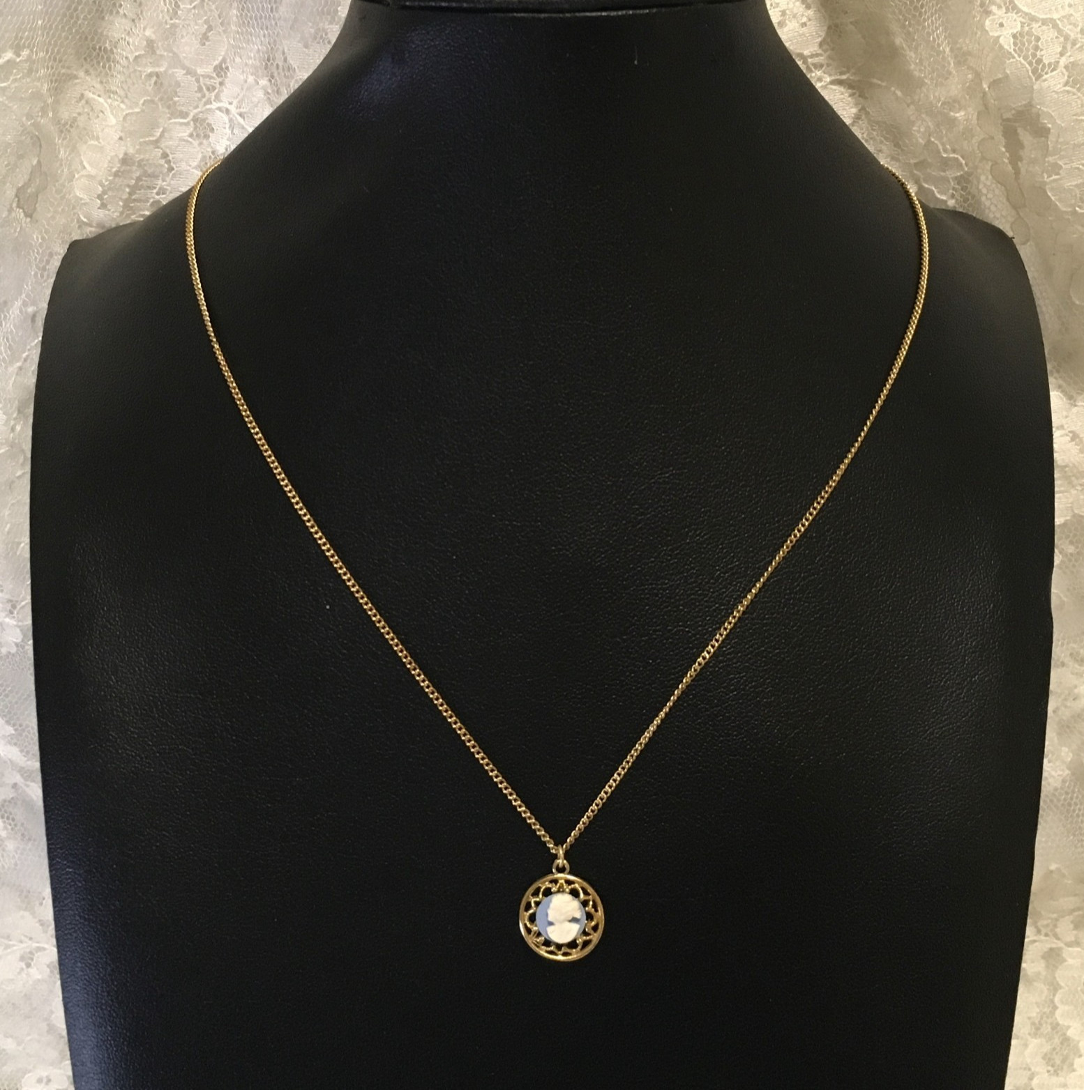 Vintage Blue Cameo Pendant Necklace Gold Tone Ornate Dainty Classic