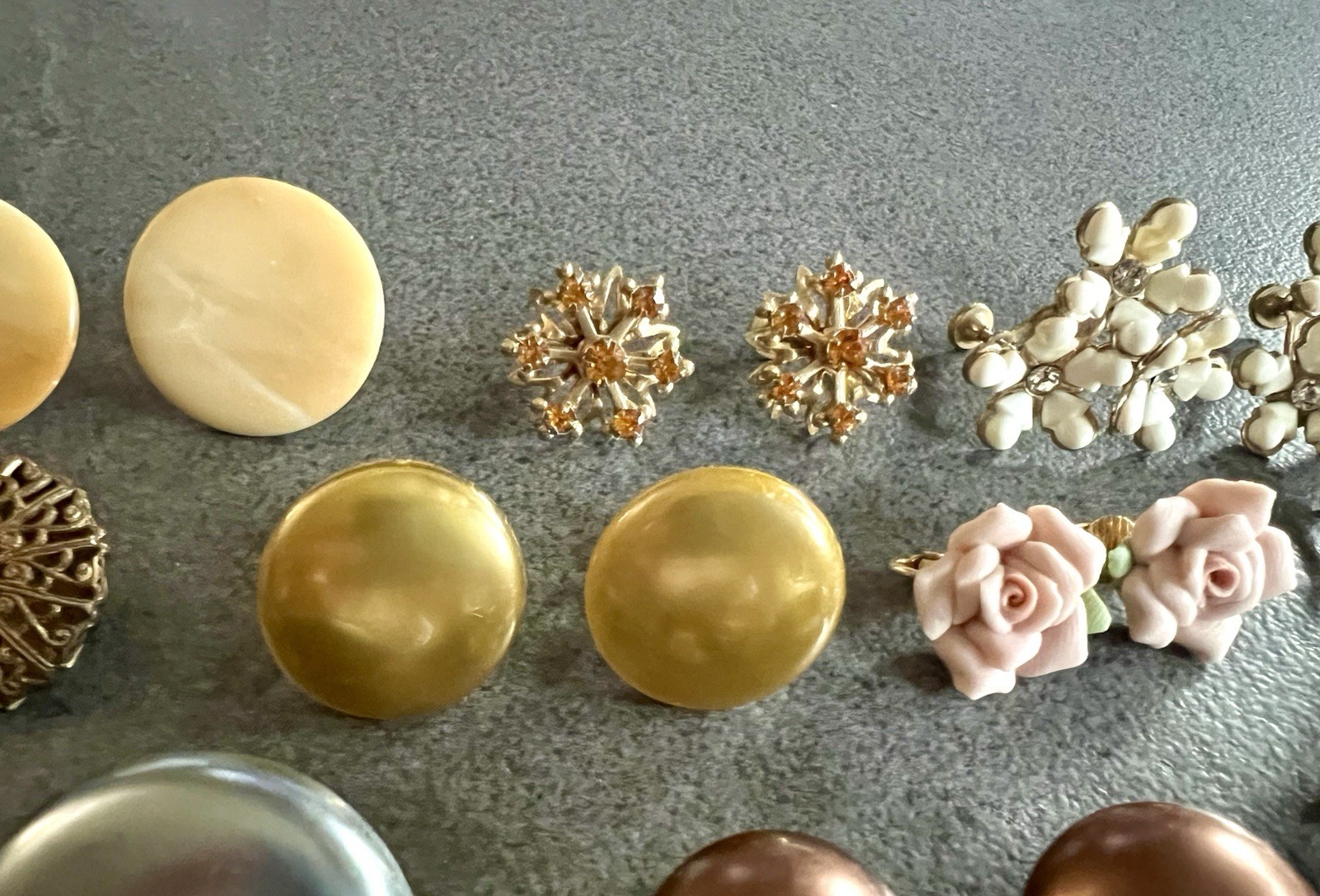 Vintage Costume Jewelry Lot Clip On / Screw Back Earrings 13 Pain