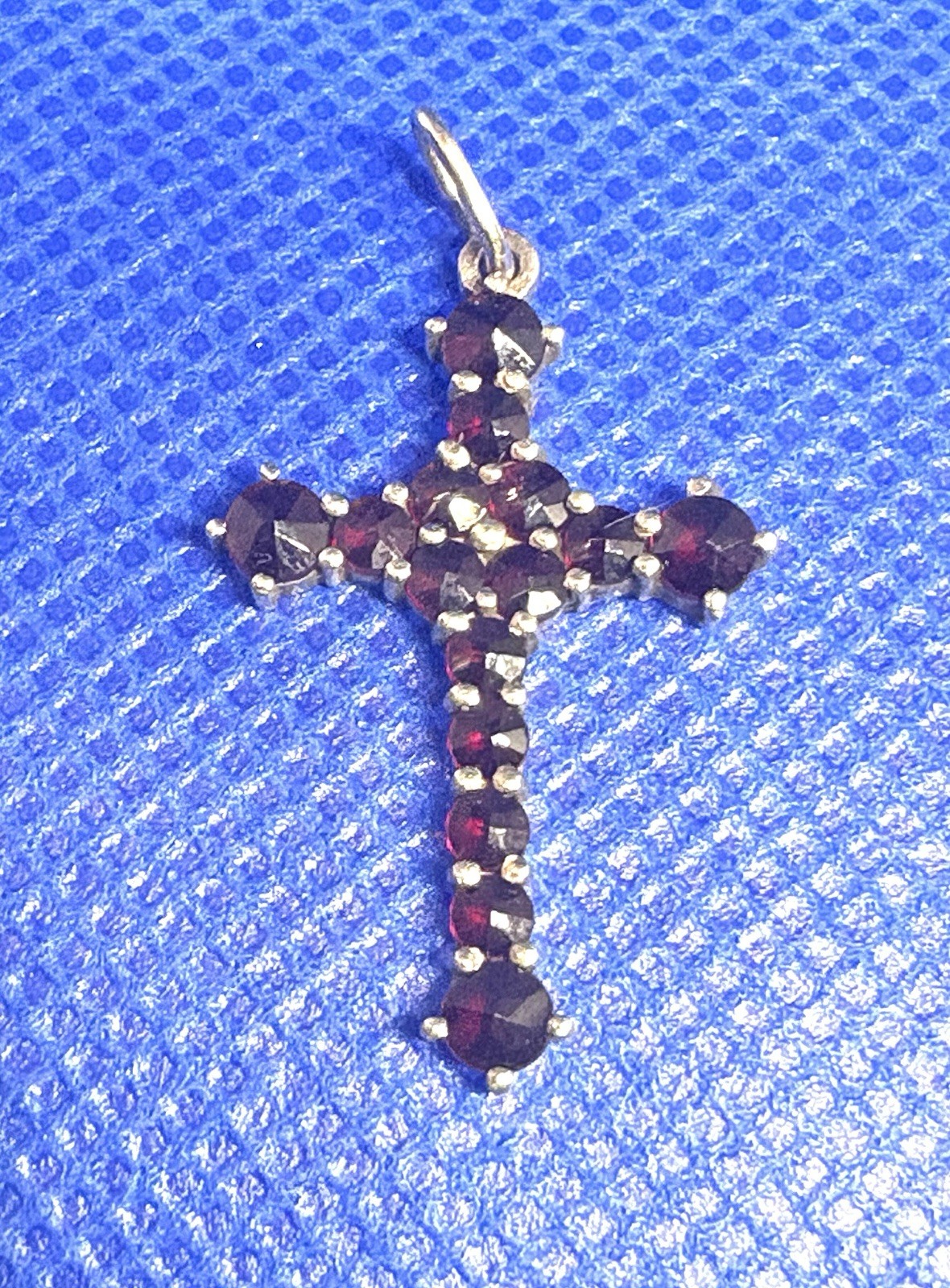 K39 Antique 32×19 mm Cross 900 Silver Pendant Red Garnet 1.5g BOHO Bohemian Gold