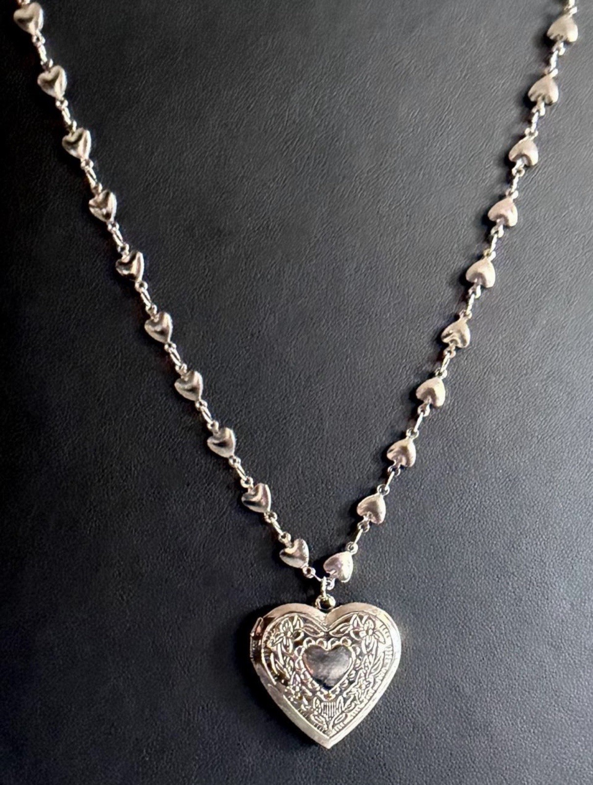 Vintage-Style Engraved Silver Heart Locket w/Tiny Hearts Link Chain 🩶