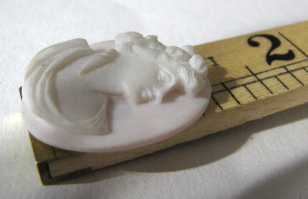 High Relief Conch Shell Cameo Lady Portrait Pink Hand Carved Loose 26mm