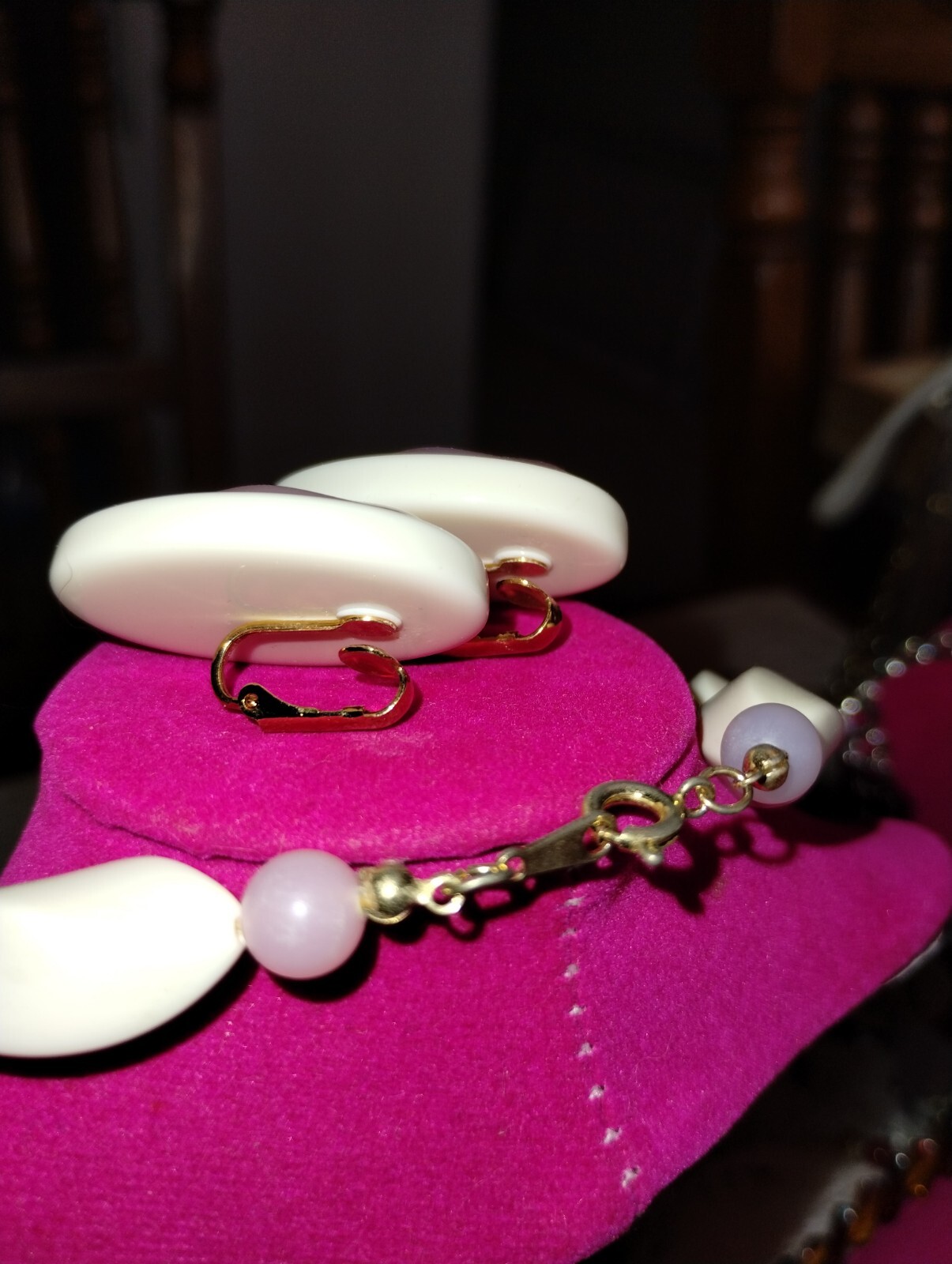 VINTAGE Lucite Parure Cream White & Pastel Pink,Purple,Green W/Bracelet&Earring