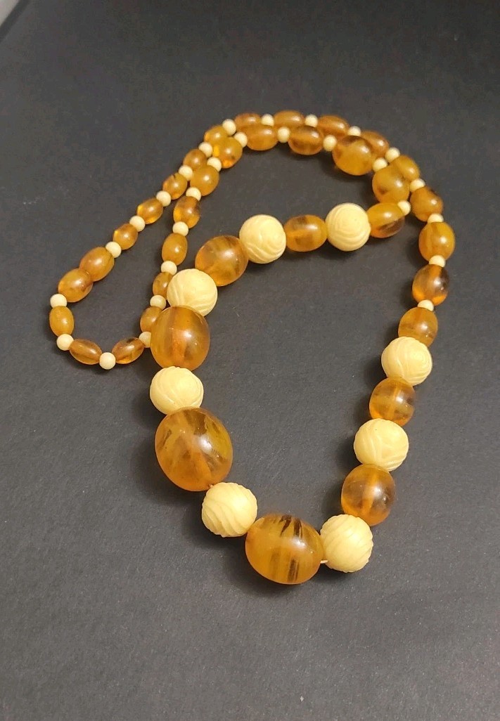 Antique Vintage Amber Bakelite Beads Necklace 64 grams