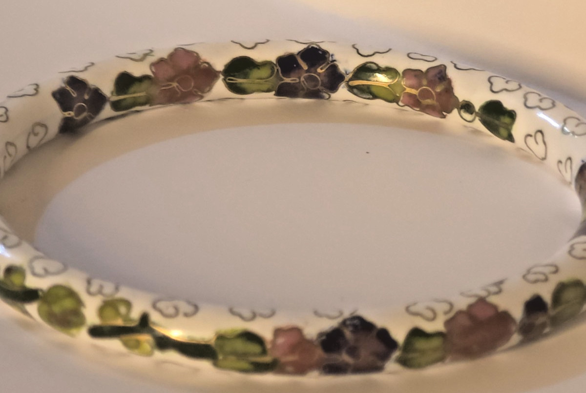 Vintage white Cloisonne bangle bracelet purple red green flower 8″
