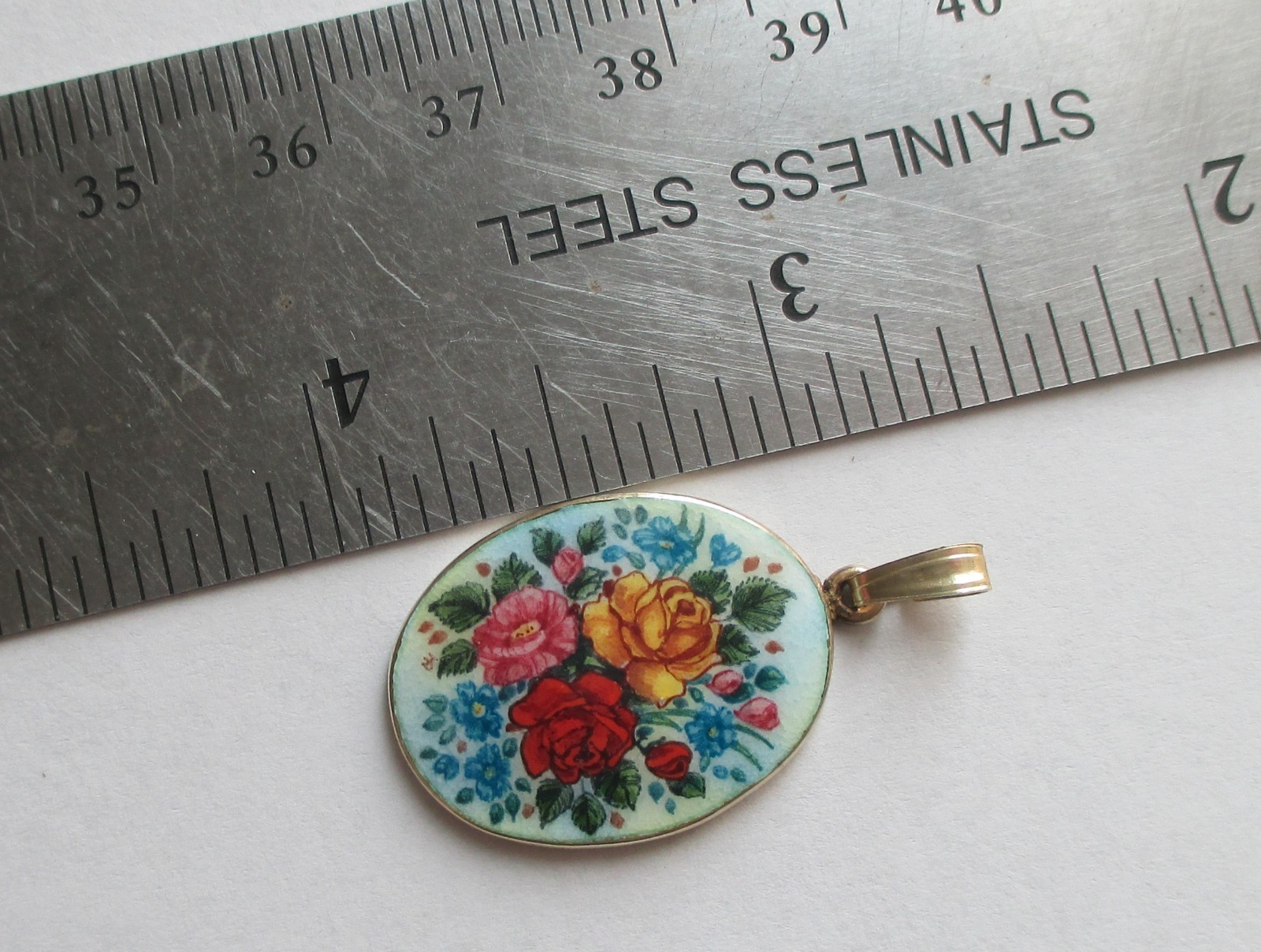 VINTAGE GOLD WASH STERLING SILVER HAND PAINTED ENAMEL FLOWER ROSE PENDANT CHARM