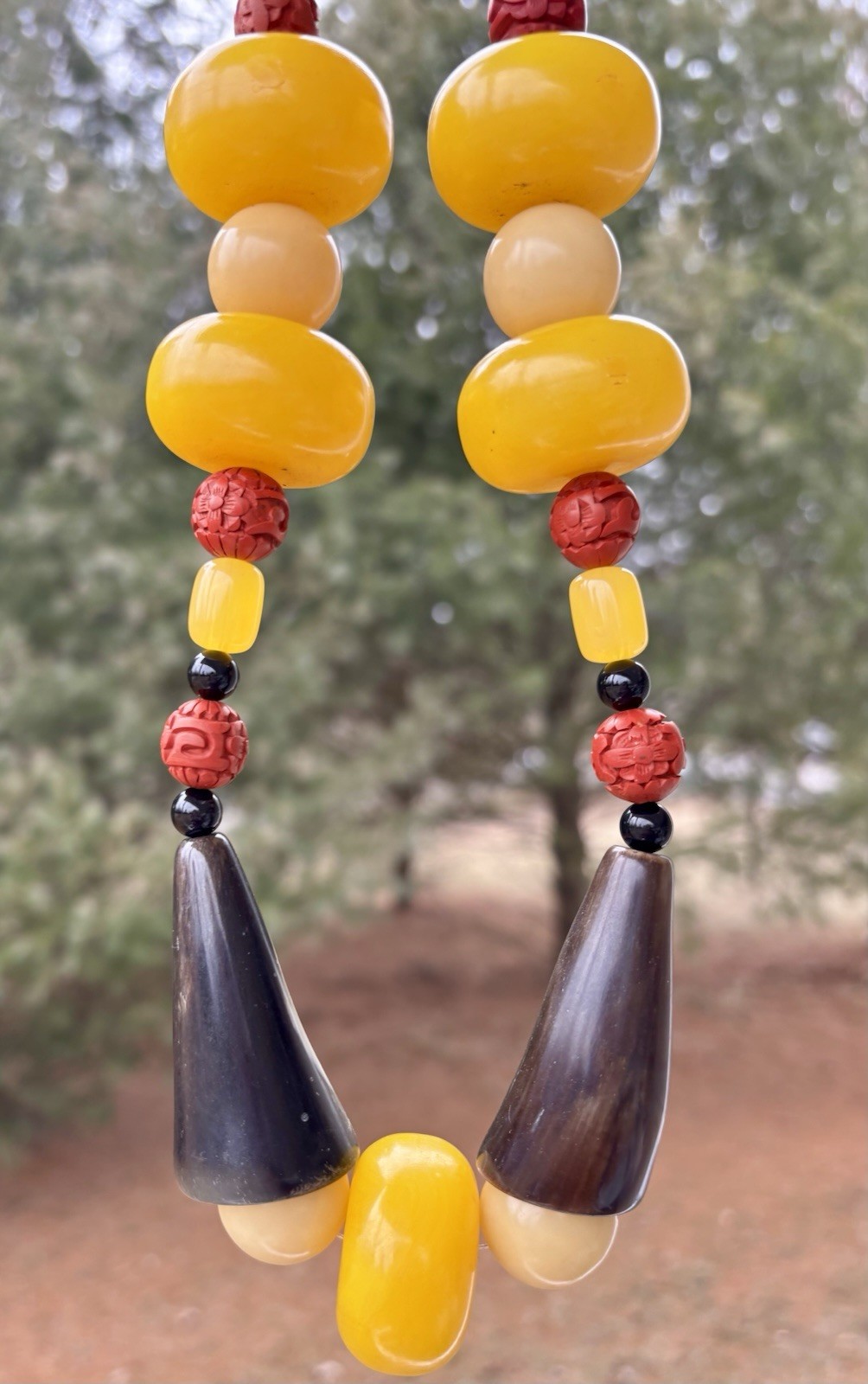 Cinnabar Amber Onyx White Seed Ivory Water Buffalo Horn Necklace/Earrings Set 🚭
