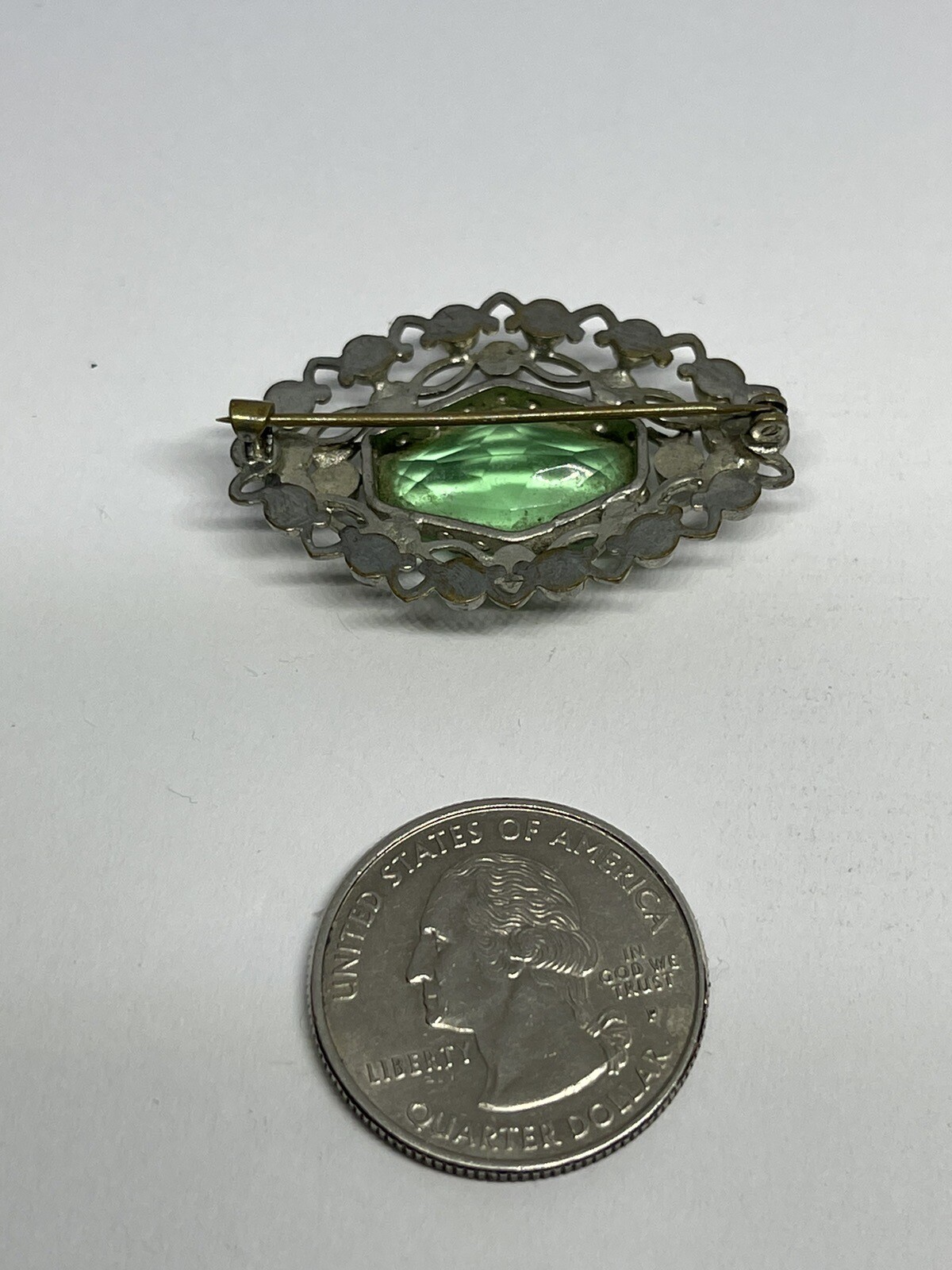 Art Deco Lozenge Shape Light Green Czech Glass Silvertone Filigree Brooch