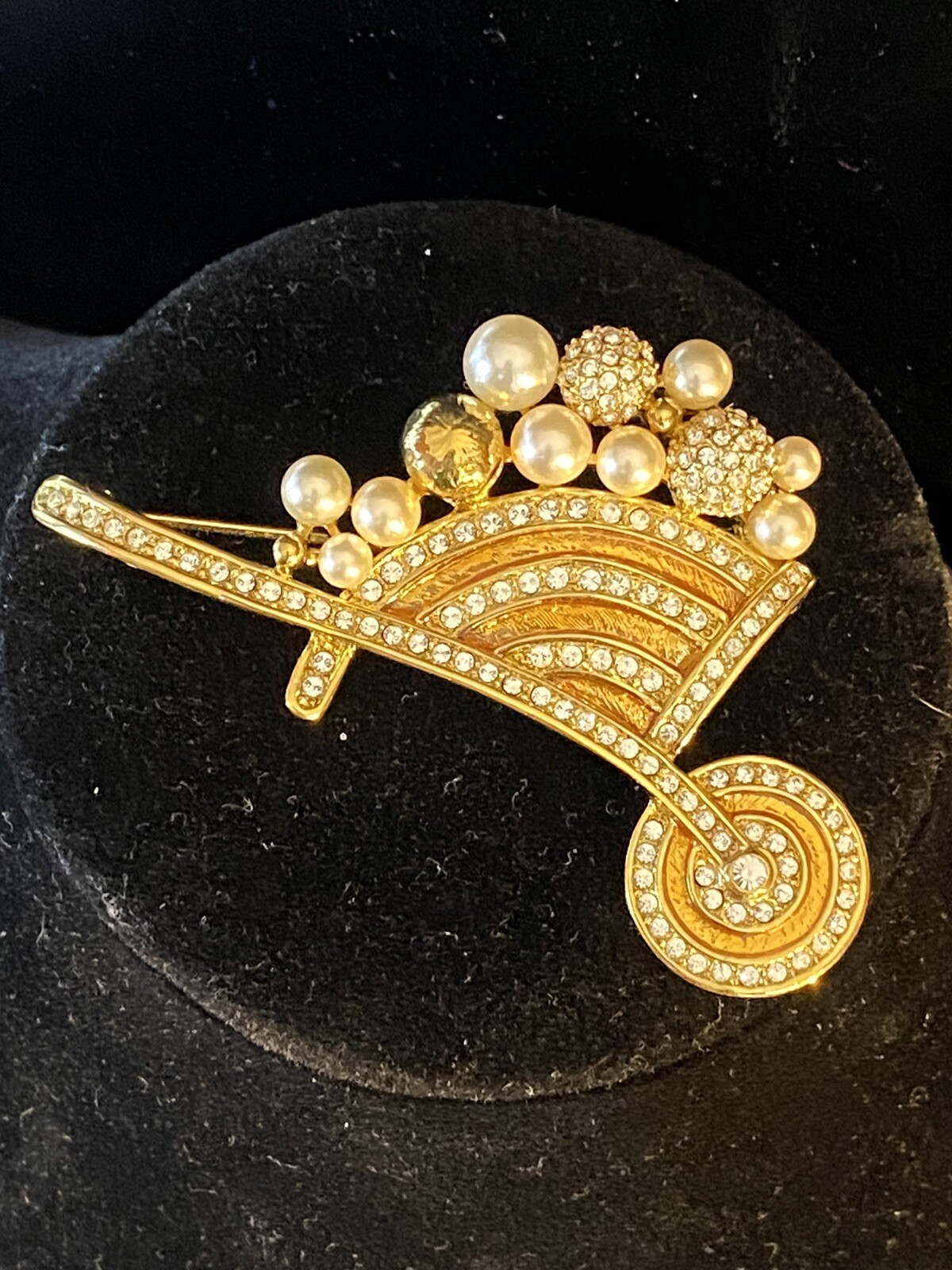 Jacqueline Kennedy Trolley Brooch Wheelbarrow – NEW – Vintage – RETIRED – RARE