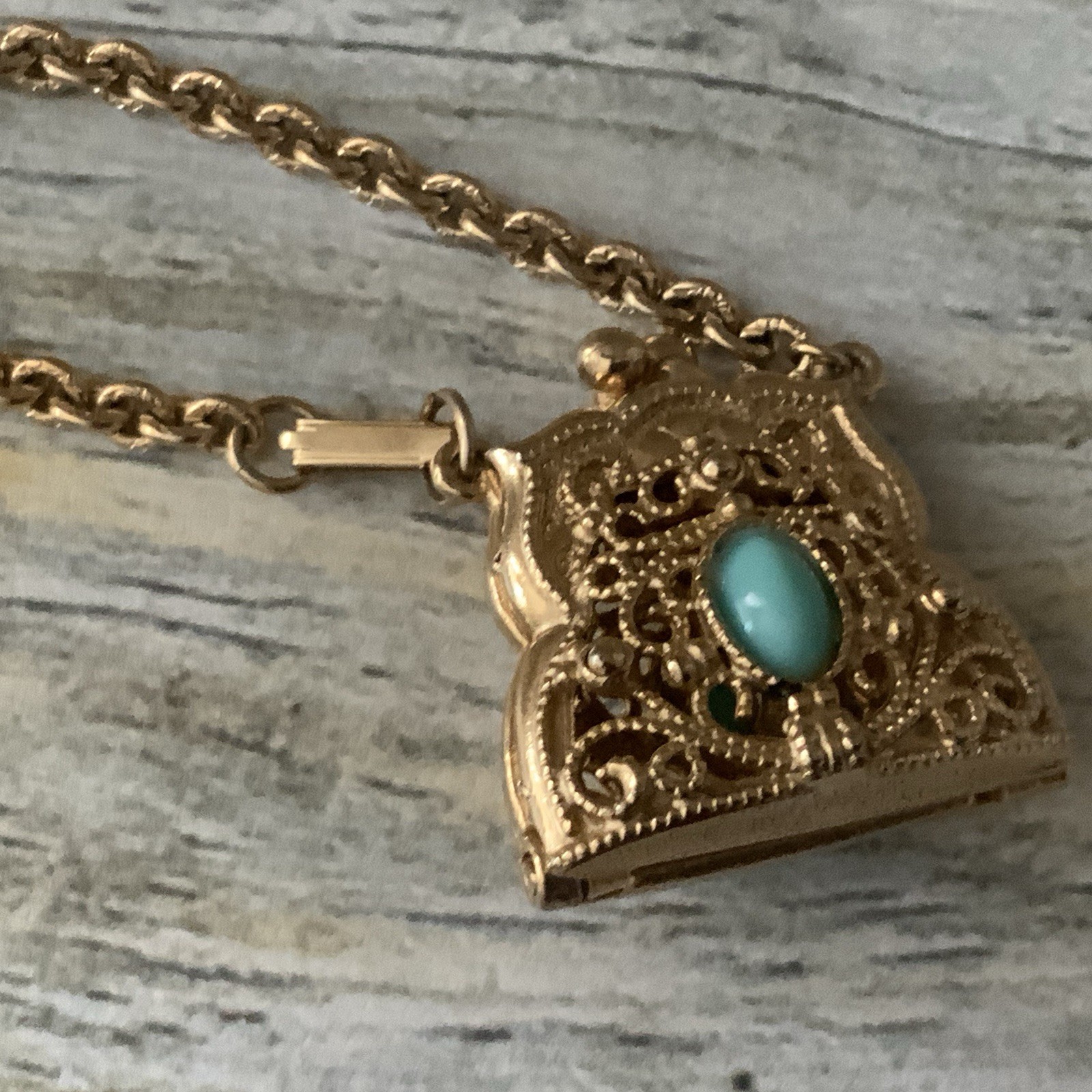 Vintage Small filigree Metal Purse charm with blue accent bracelet in gold tone