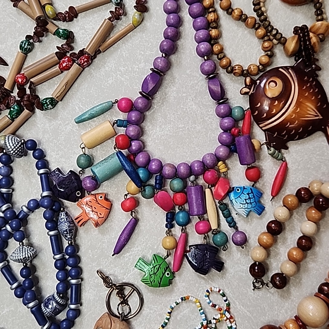 Vintage Wood Beaded Necklace Lot Shell Chunky Fish Raccoon Mask Ethnic