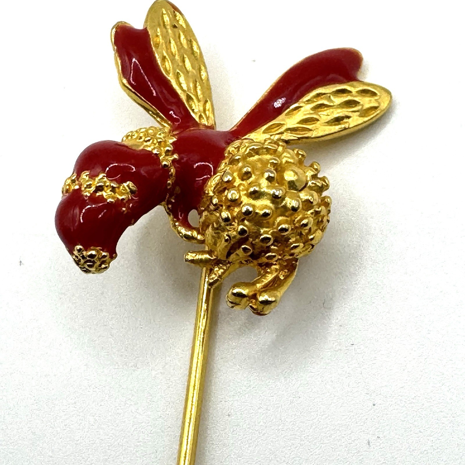Vintage Gold & Red Bee Stick Pin Brooch Enamel Finish Insect Design Lapel Access