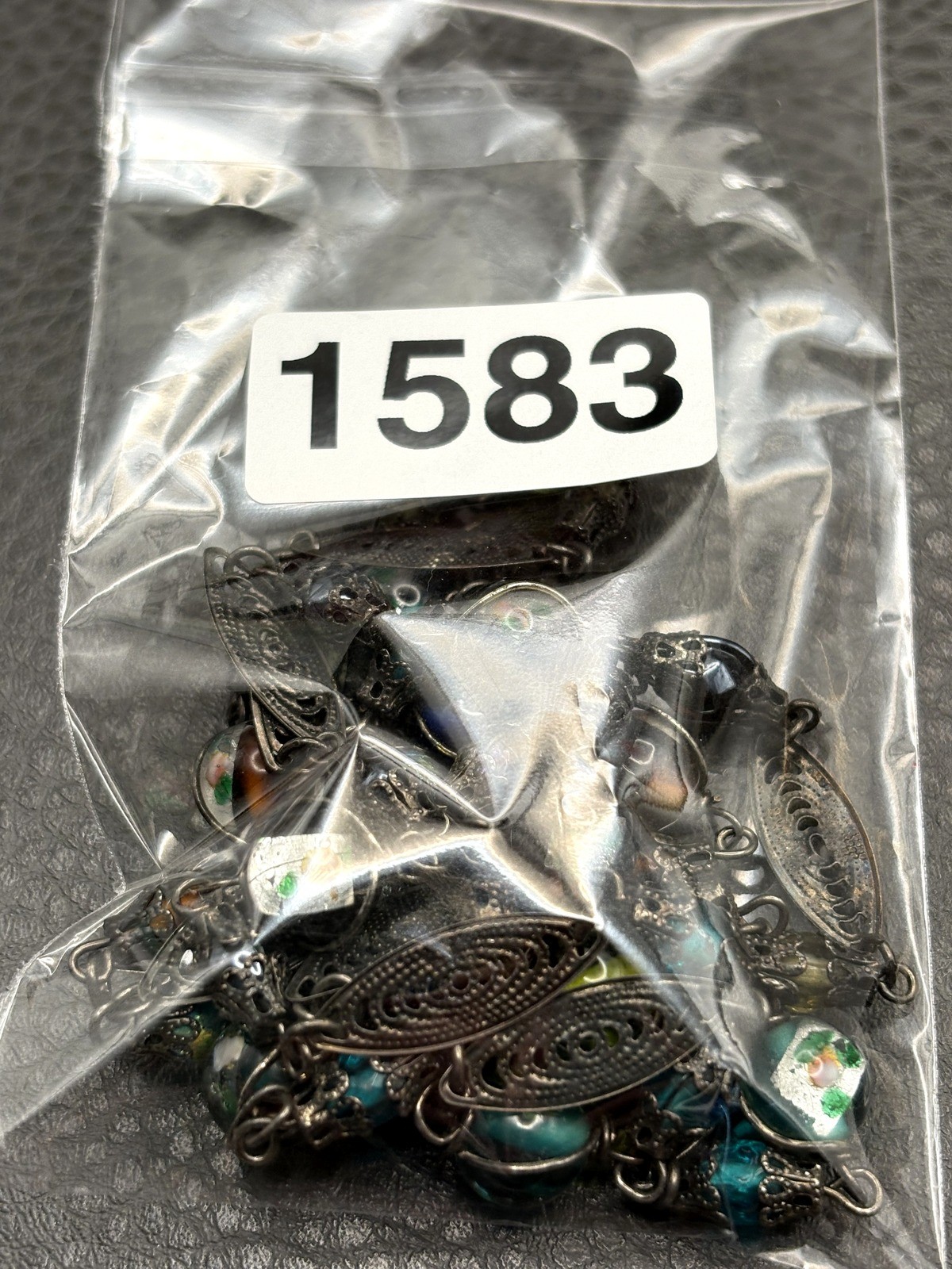 Vintage Spun Silver Venetian Foil Glass Bead Silver Tone Chain Necklace 42″