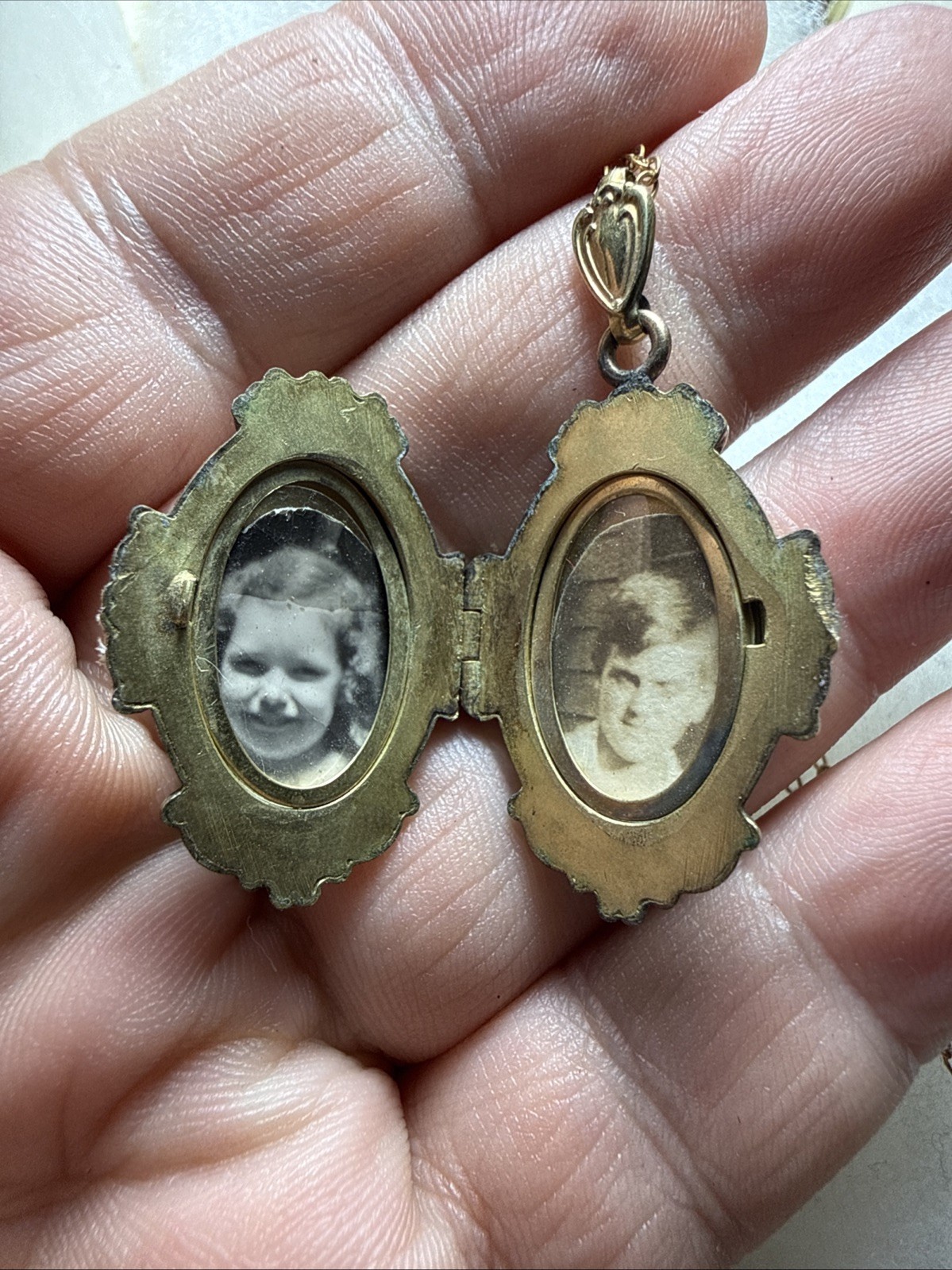 Necklace Locket Victorian 100 Years Old Gold Filled Vintage 17” Gold Fill Chain