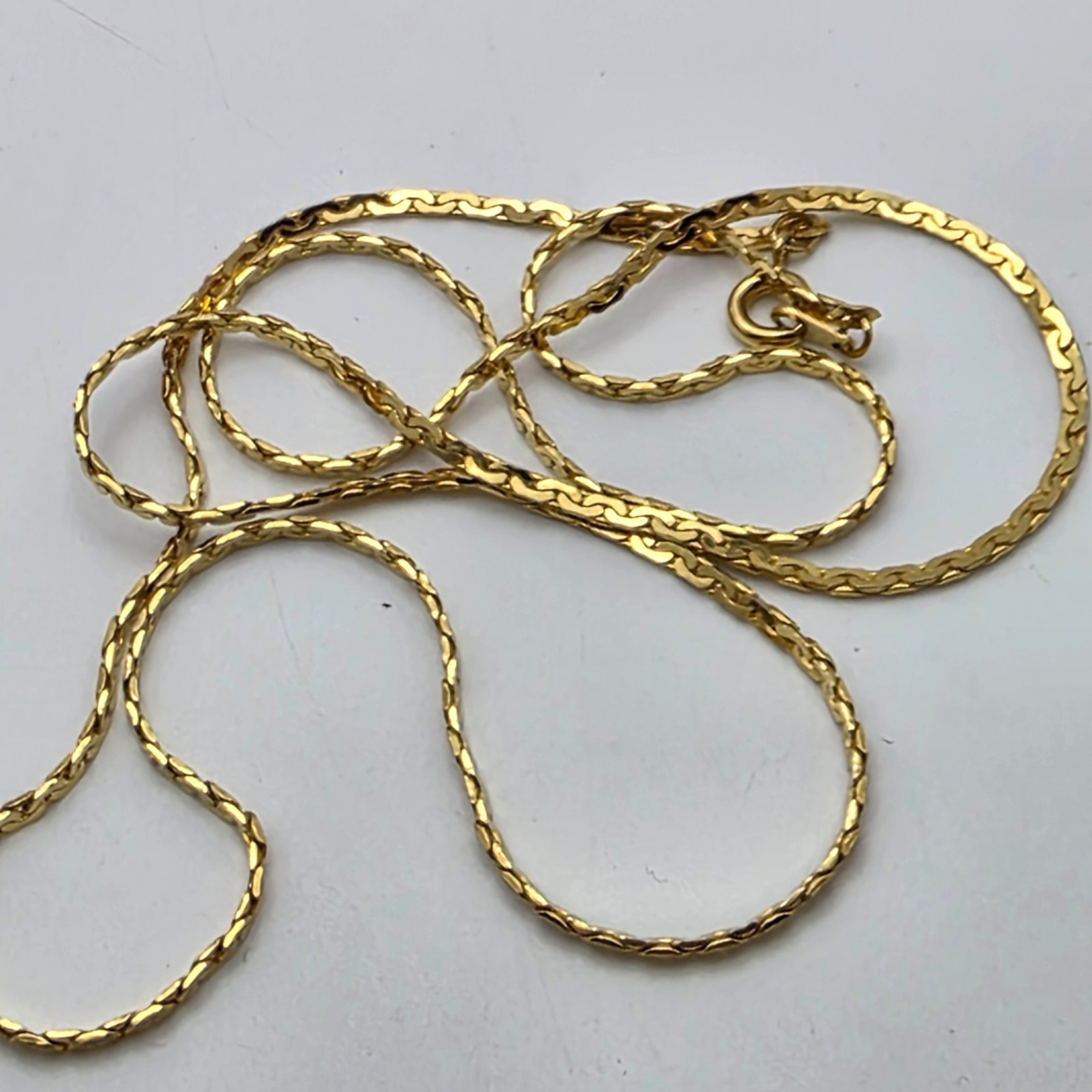 Vintage Gold Tone Herringbone Chain Necklace 23.5 in Classic Minimalist 1.6mm