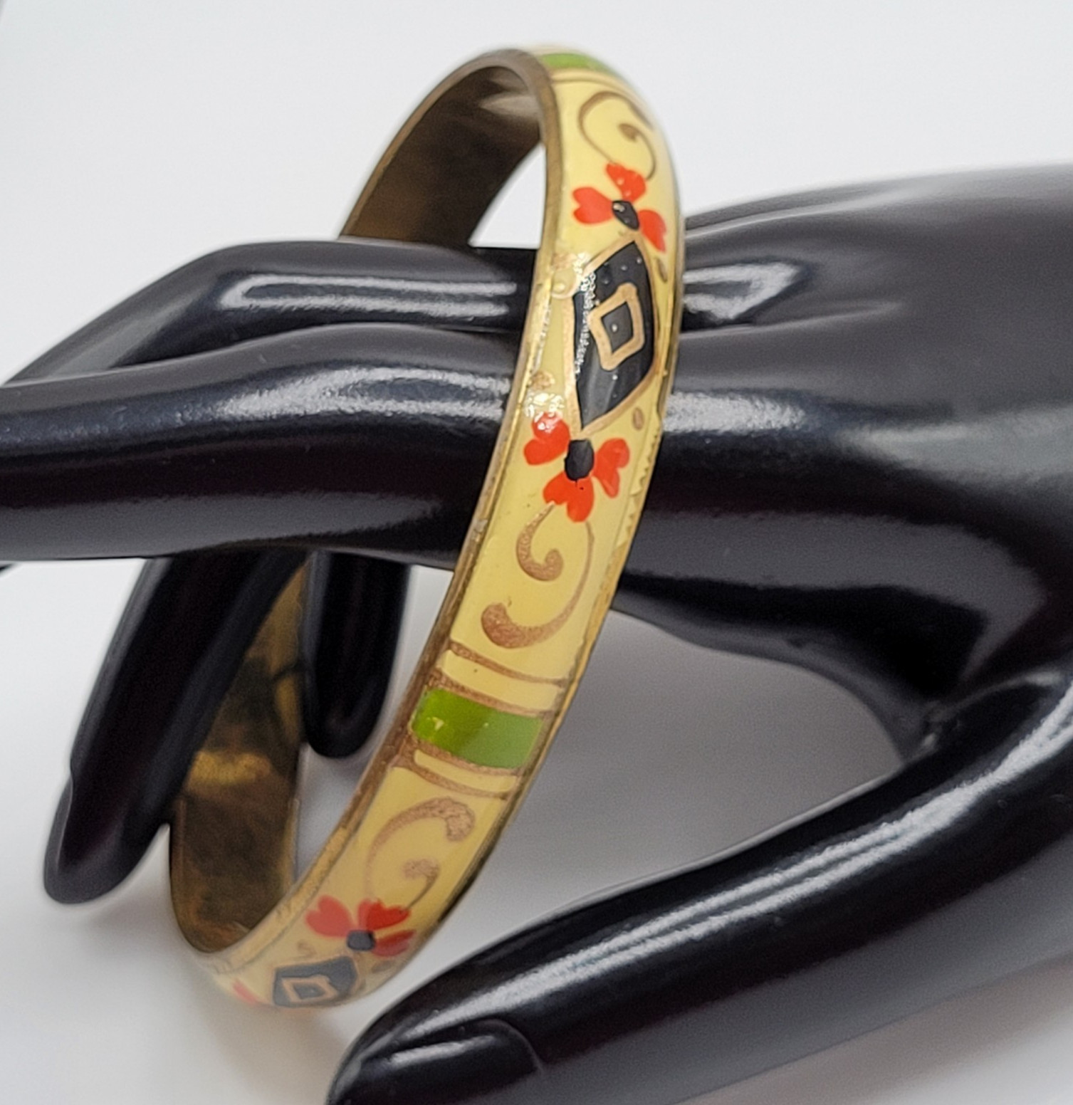 Hand Painted Cream Green Gold Enamel Vintage Bangle Brass Tone Bracelet 9 Inch