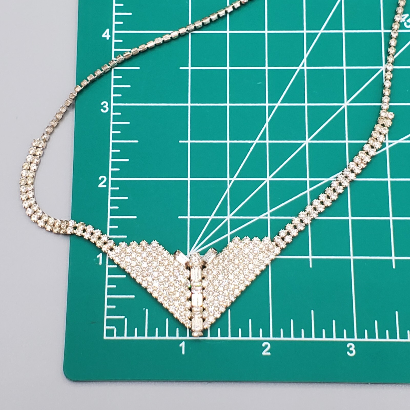 Estate Rhinestone Necklace Cup Chain Round And Emerald Cut Large V 16″