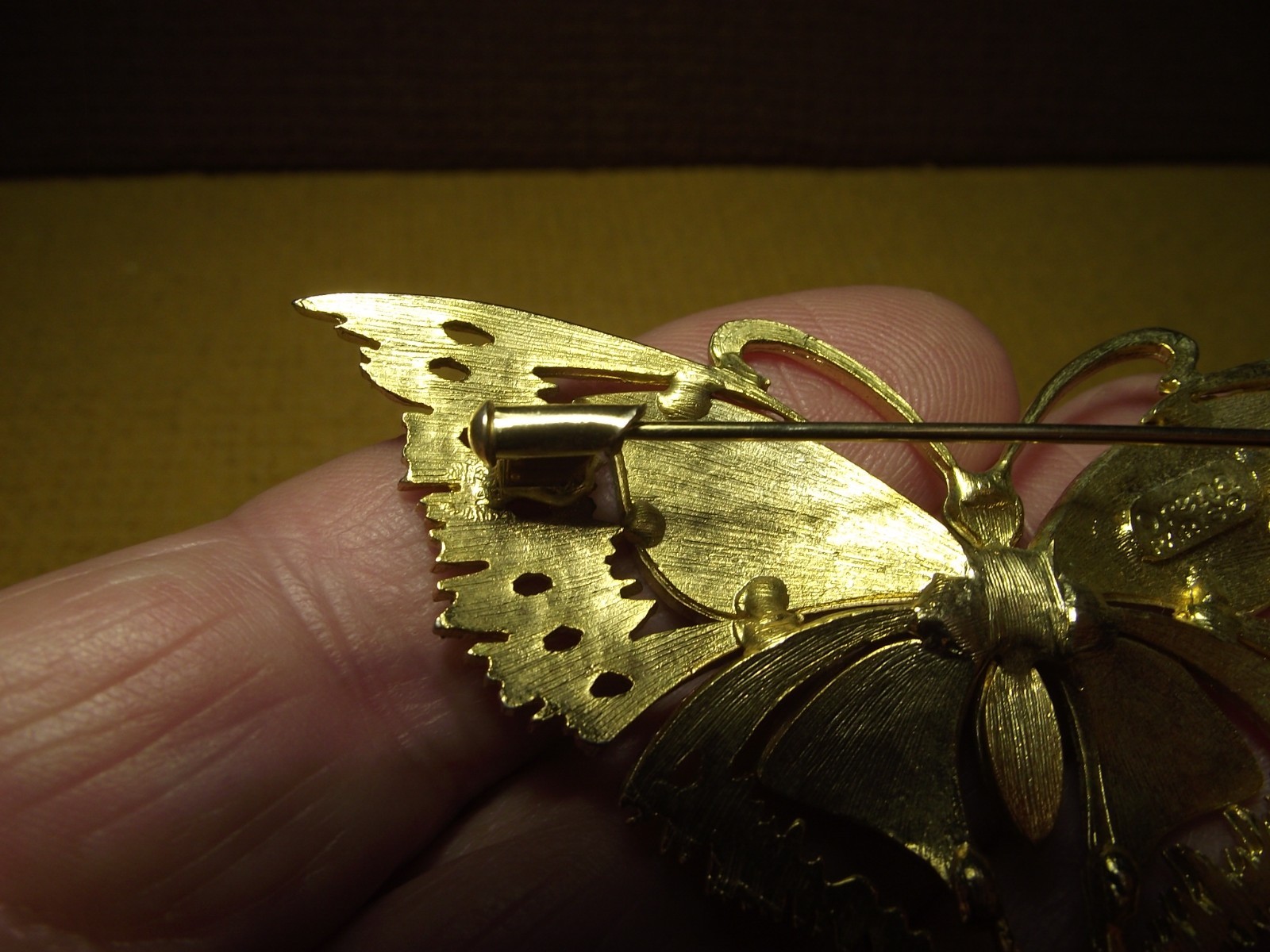 A VINTAGE ORENA PARIS GREEN AND BLUE ENAMEL GOLD TONE BUTTERFLY BROOCH FRANCE
