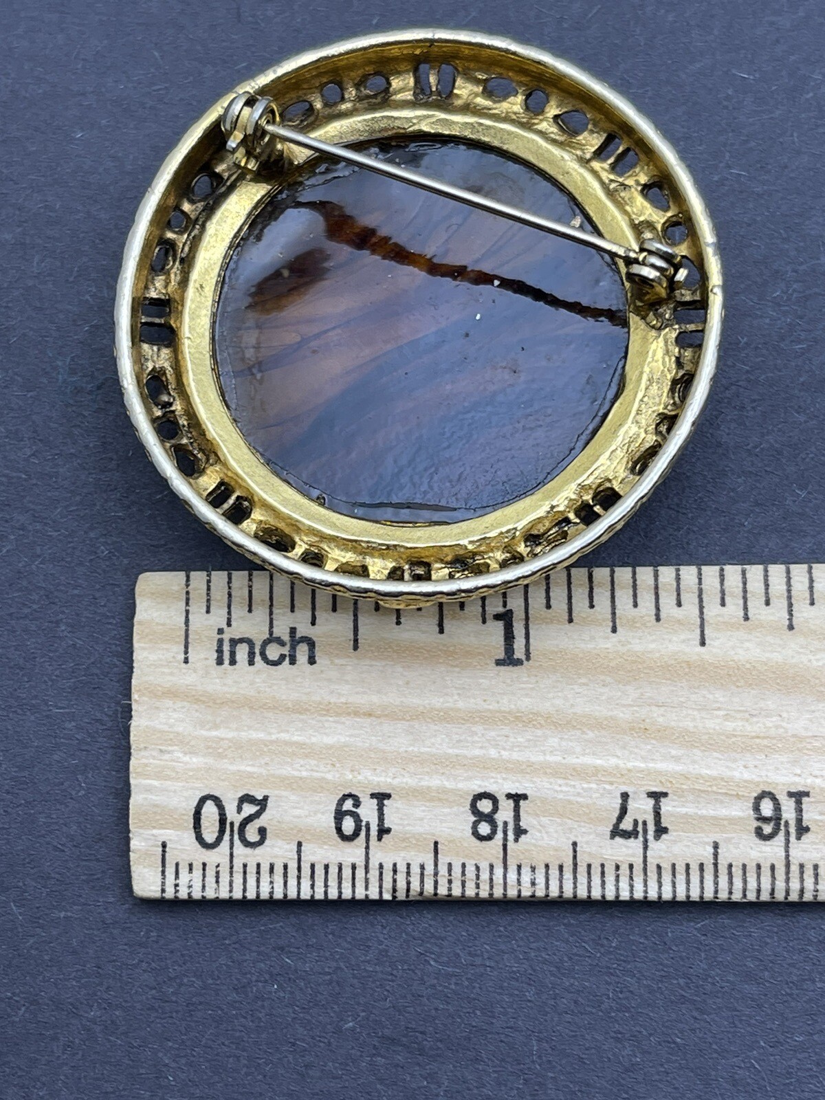 Vintage Gold Metal & Faux Lucite Tortoise Shell Round Pin Brooch