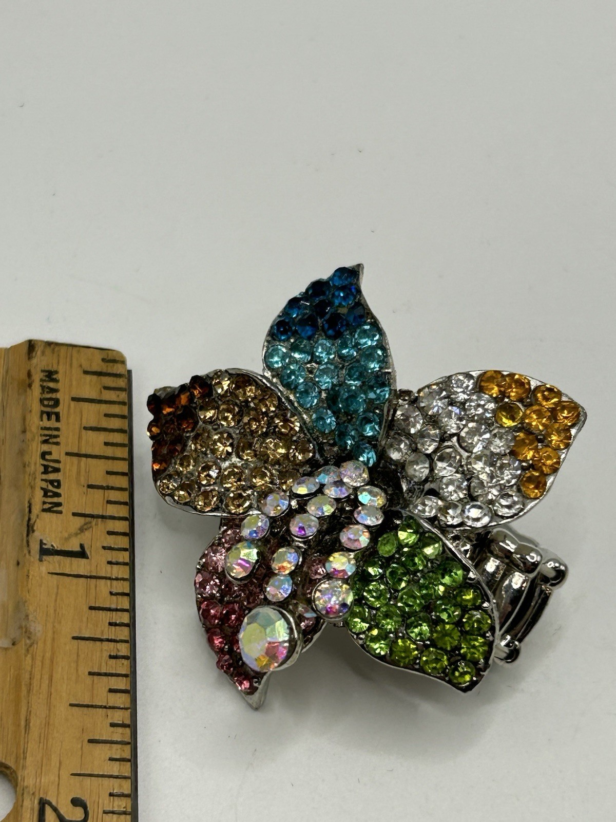 Vintage Multicolor Rhinestone Flower Ring – Stretch Band Statement Cocktail Ring