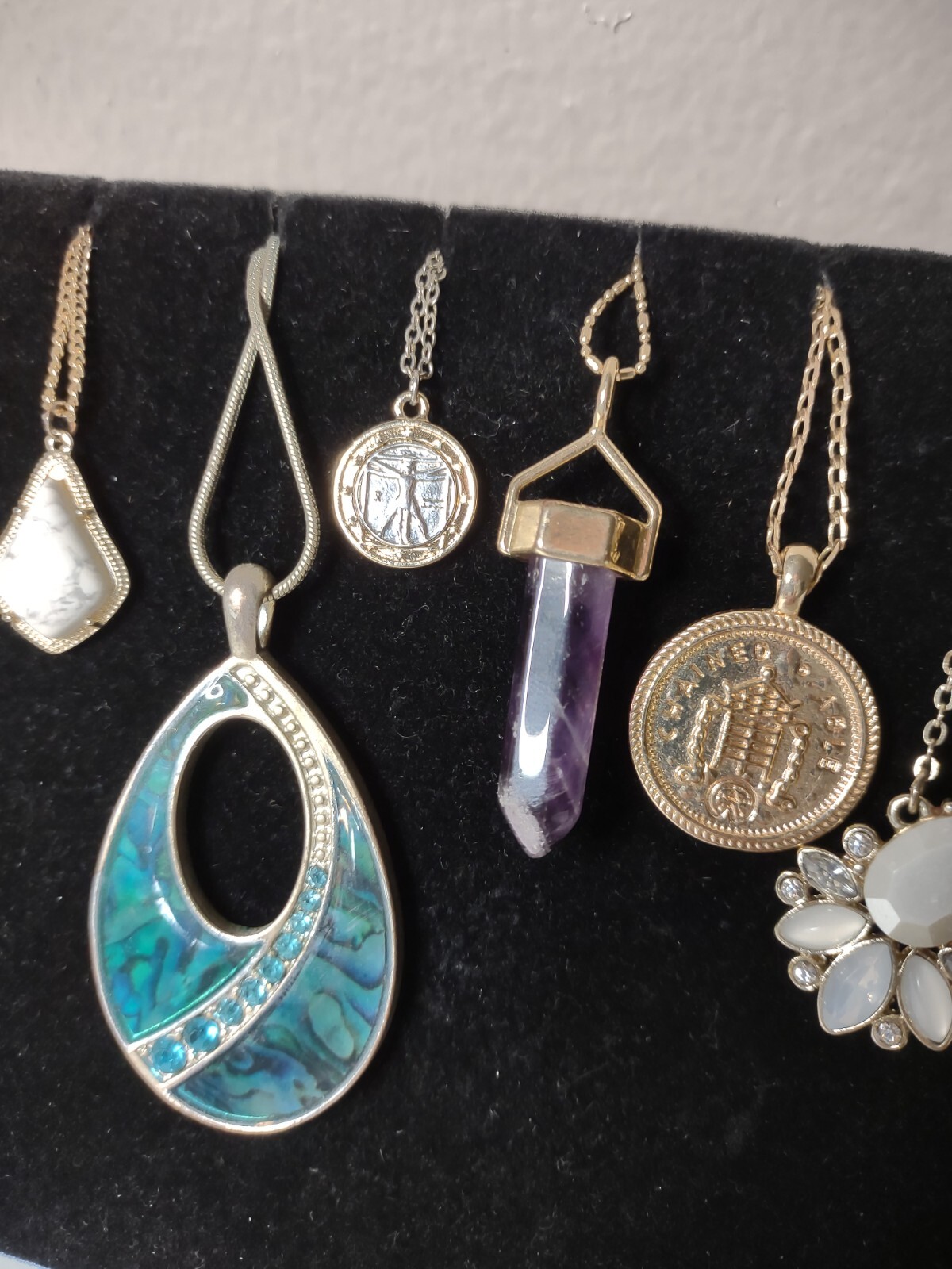 Lot Of 12 Pendant Necklaces Snowflake, Crystal, Tassel, Multicolor Lot P19