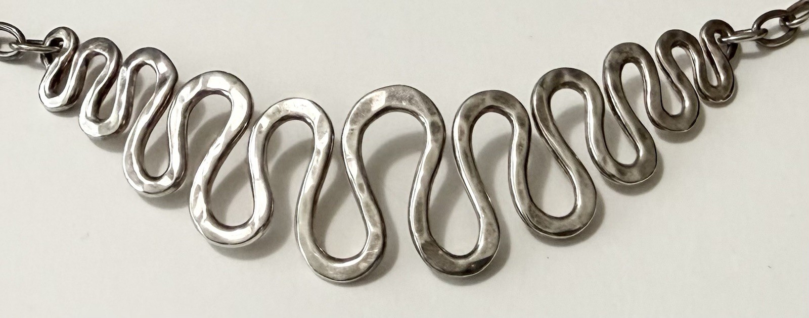 1990s Robert Lee Morris Sterling Silver Eternal Curve Modernist Necklace 17”~44g