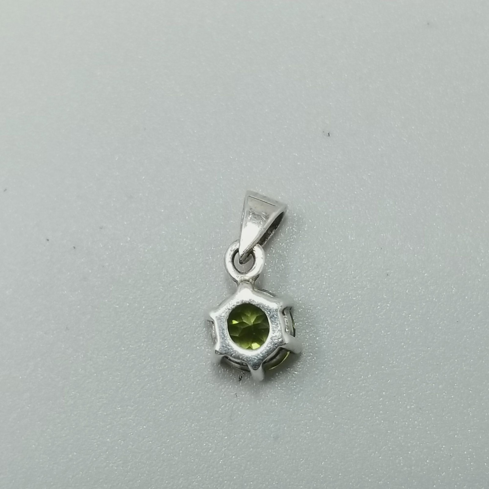 Vintage Sterling Silver Lime Green Peridot Pendant Small Round Prong Set