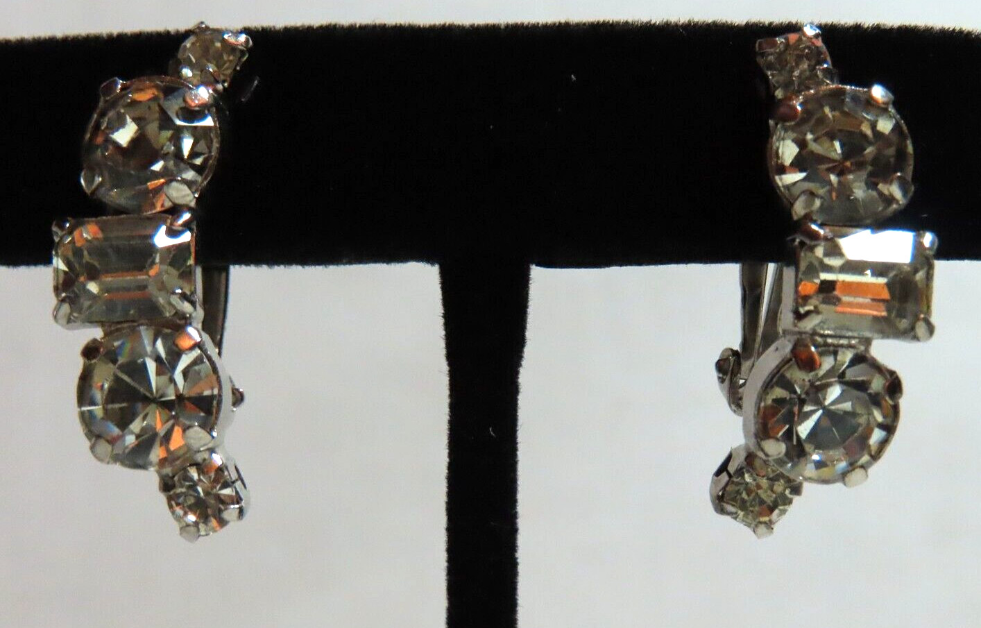 Vintage Clear Glass Rhinestone Chunky Clip-On Earrings Silver Tone