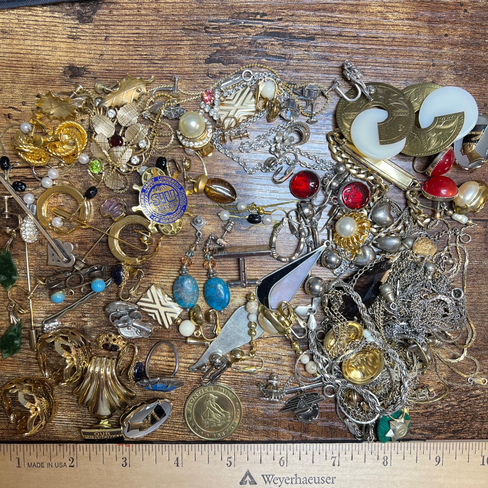 Vintage Estate Junk Drawer Lot: Jewelry, Pins, Coin, Collectibles, Tangled