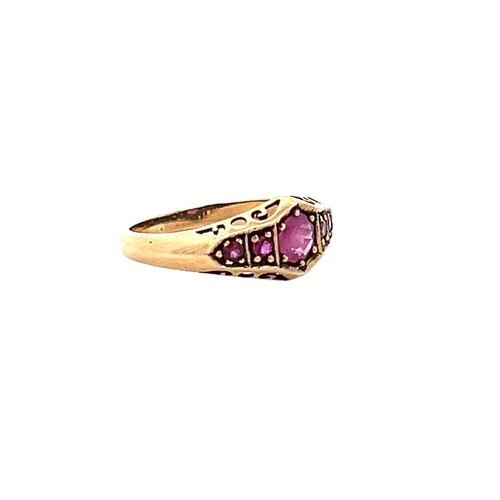 Vintage Red Ruby .78tcw 5 stone Boat ring band 9 karat yellow gold sz 6.75