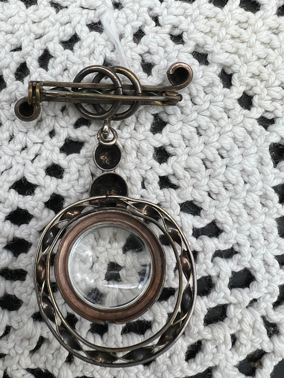 Revere Ladies Lapel Pendant Brooch Bubble Glass Watch-Works