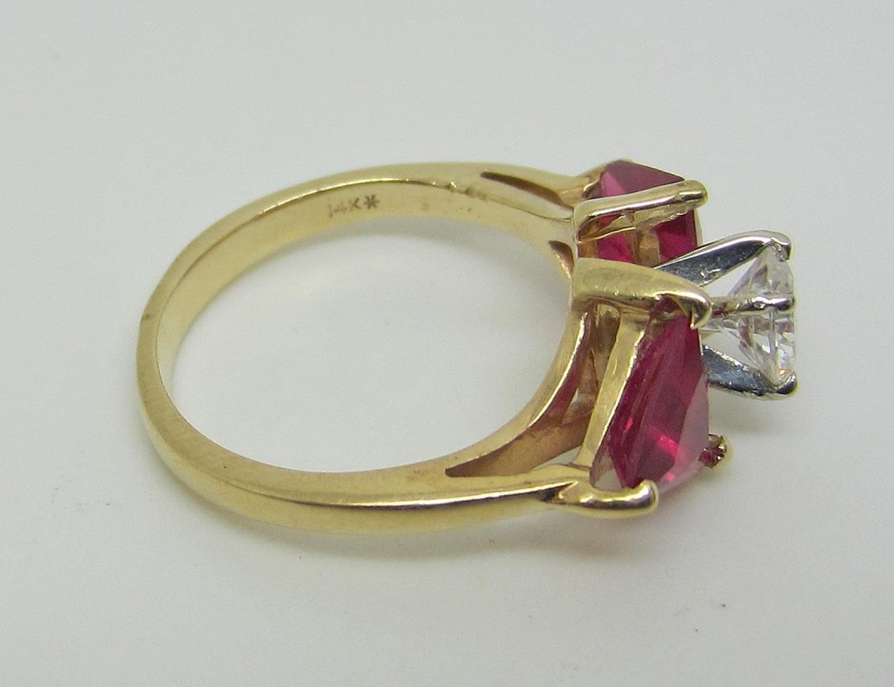 Vintage 14K Yellow Gold Natural Diamond Trillion Synthetic Ruby Ring Size 4.5