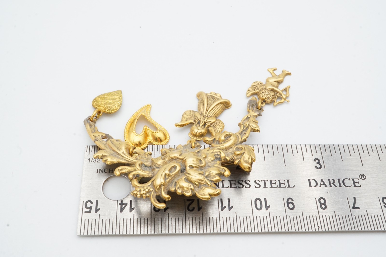 Vintage Brooch Pin Gold Tone Angels Hearts