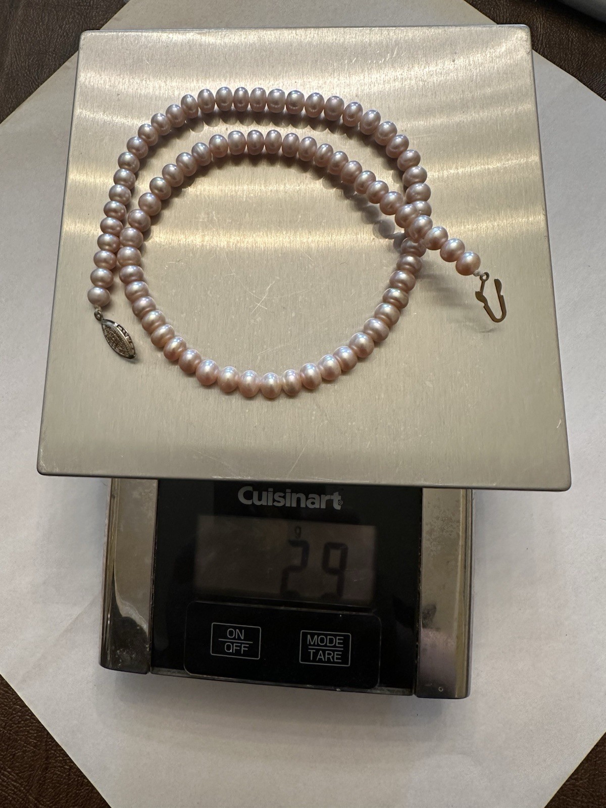 VTG 18” Cultured Pink Pearl Necklace W/Fish Hook Clasp & Matching Post Earrings