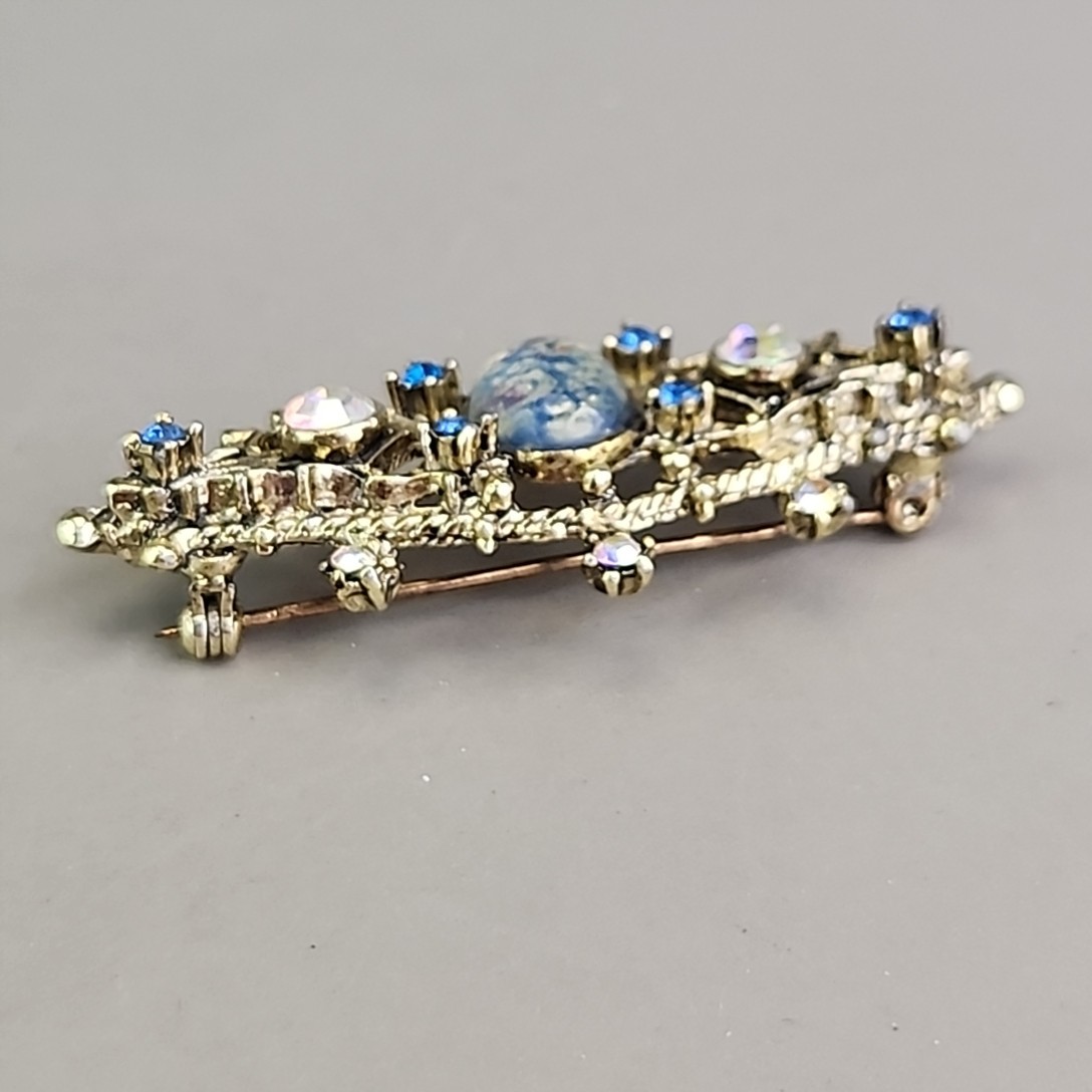 Vintage Foiled Glass Brooch Aurora Borealis Blue Oval Gold Tone 2 3/8″