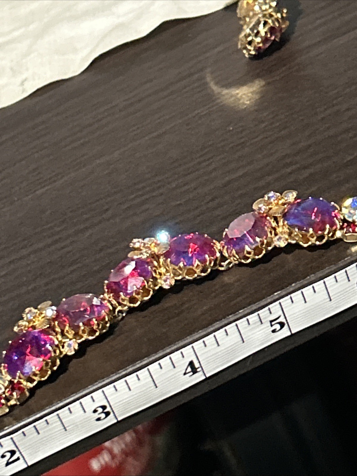 Vtg Stunning UnSigned REGENCY Iridescent Red Glass Stones AB Demi Parure Set