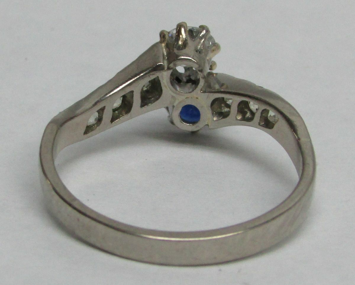 1963 SWEDISH CRAFTED 18K GOLD 0.35 ct DIAMOND & BLUE SAPPHIRE RING SIZE 8 1/2