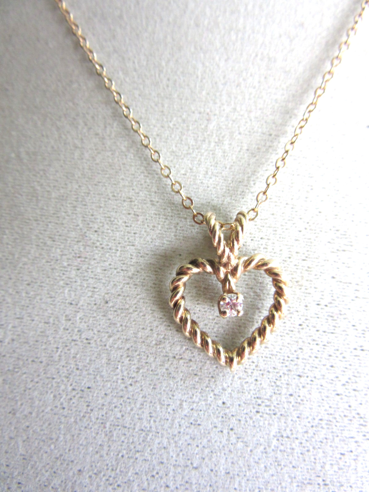 Vintage 12k gold filled chain and heart pendant with diamond chip – 16″ long