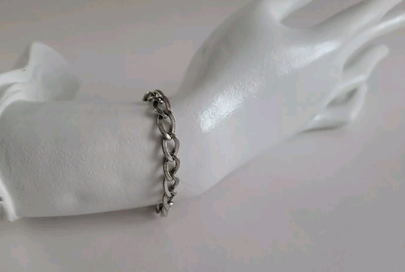 Janel Starter Charm Bracelet 925 with Textured Finish, 8″ Vintage