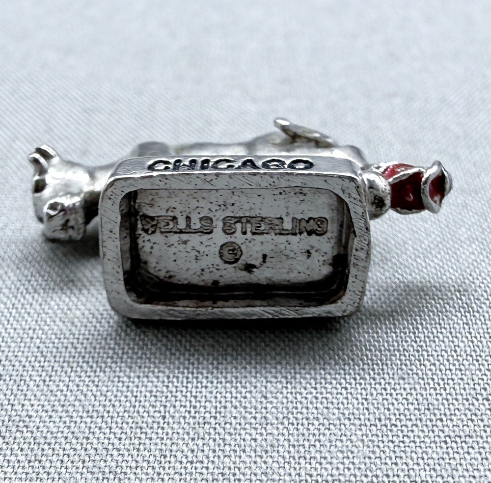 Vintage Sterling Silver Mrs. O’Leary’s Cow Charm Chicago Fire Lore History Wells