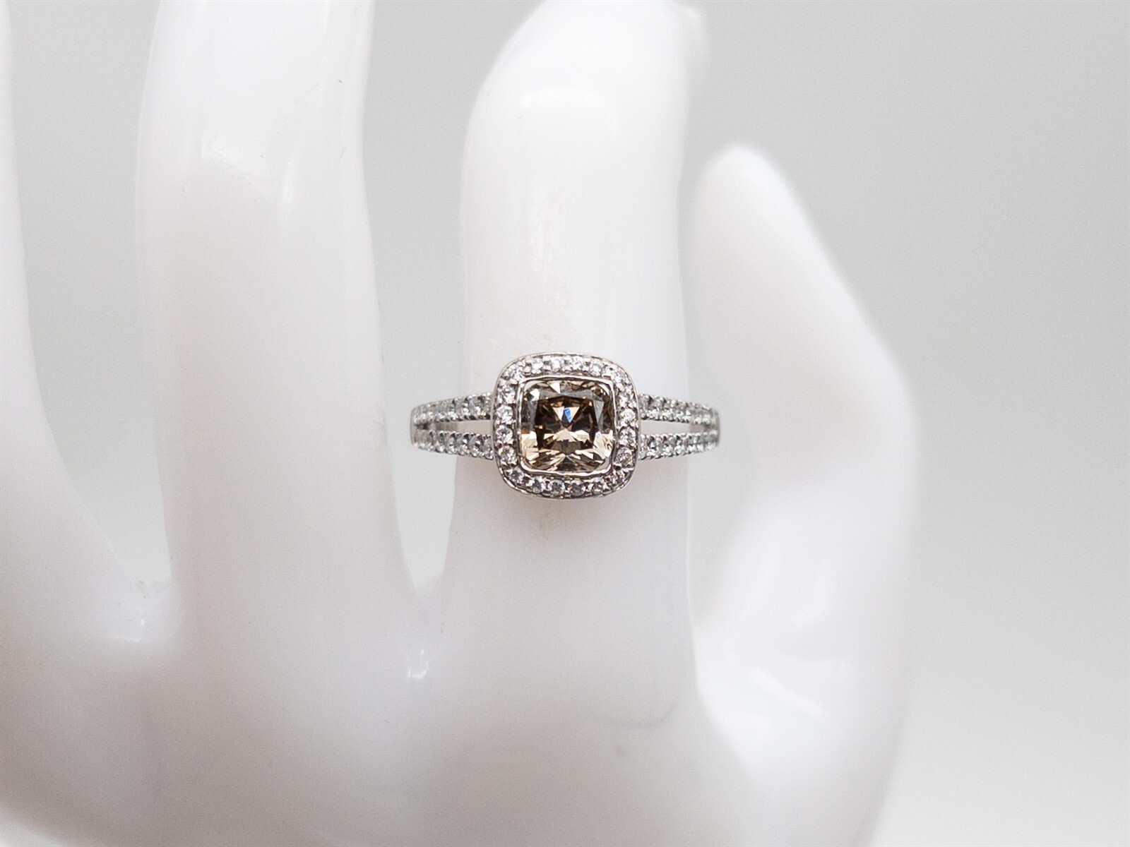 Scott Kay $6450 1.75ct Champagne VS Cushion Cut Diamond 14k White Gold HALO Ring