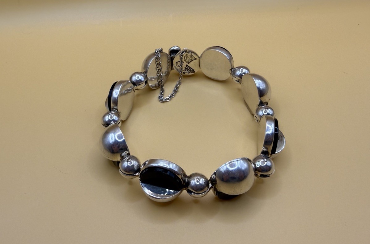 Antonio Pineda 970 Silver Black Onyx Modernist Bracelet Taxco – Eagle 21 – 74.8g