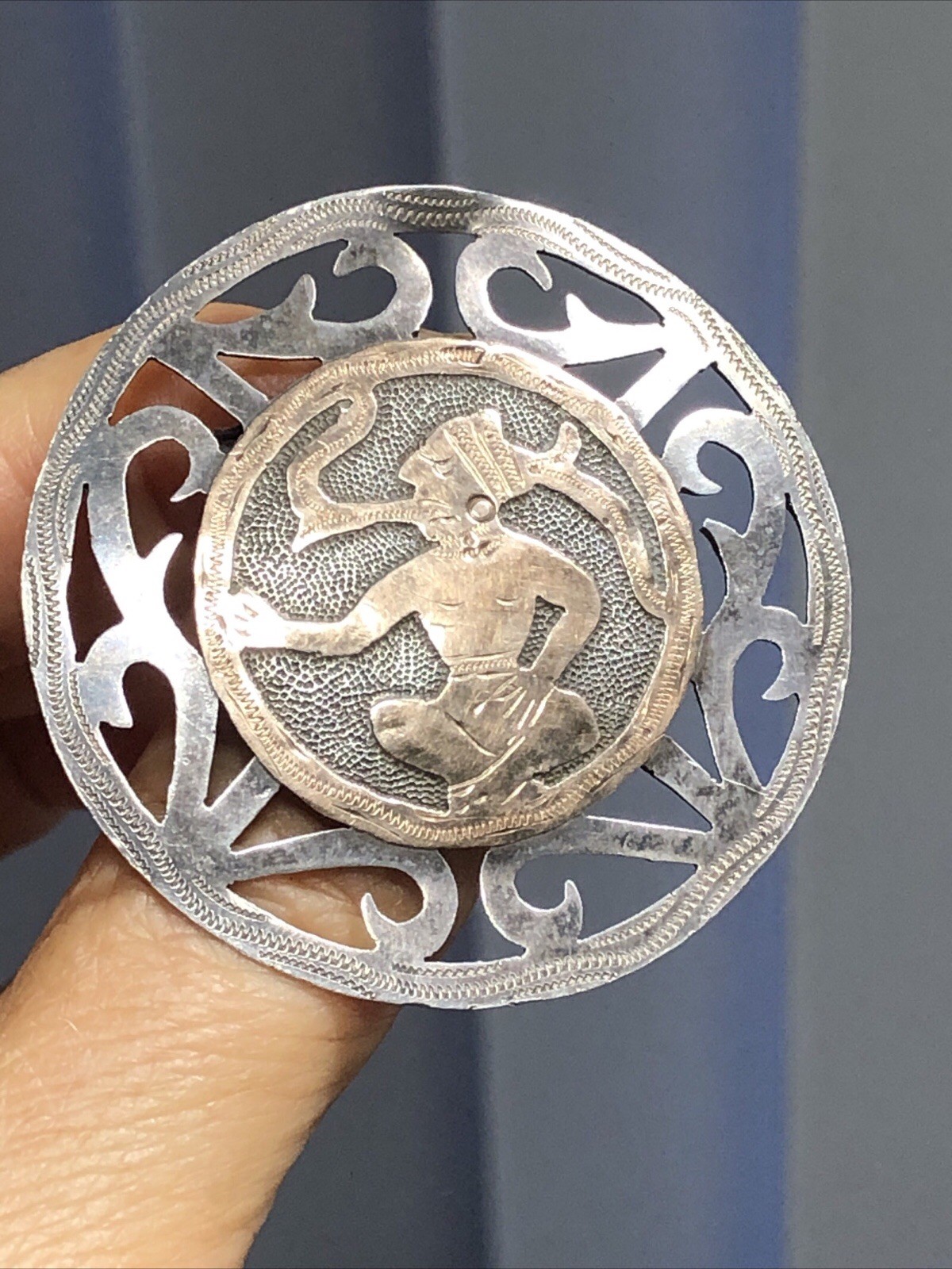 39. Vintage Old Tribal 925 Sterling Mayan Round Cut Out Pin Guatemala 45mm, 9g
