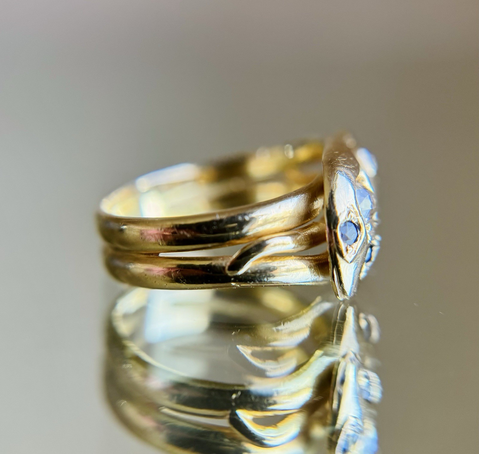 Antique Victorian 18K Gold Diamond Sapphire Emerald Double Snake Ring Sz 7.75 8g